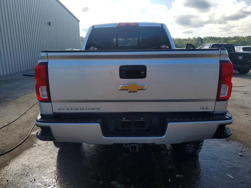 Photo 6 from auction – 2018 CHEVROLET SILVERADO with VIN 3GCUKSEC0JG432210