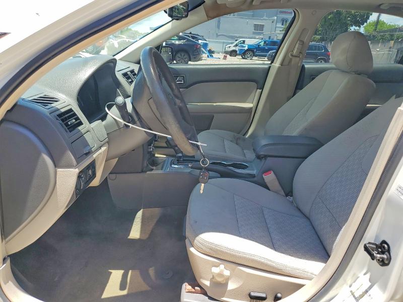 Photo 7 from auction – 2011 FORD FUSION with VIN 3FAHP0HA4BR165067