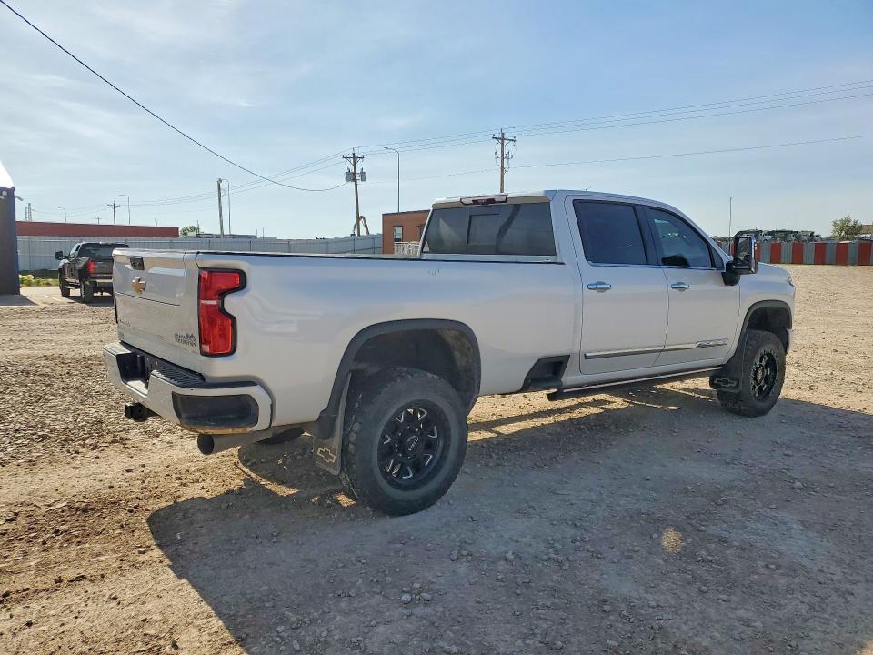 Photo 3 from auction – 2024 CHEVROLET SILVERADO with VIN 1GC4YVEY5RF433572