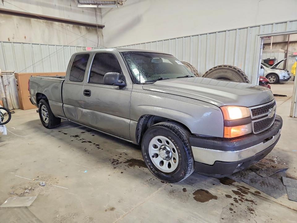 Photo 4 from auction – 2006 CHEVROLET SILVERADO with VIN 1GCEC19X96Z233222