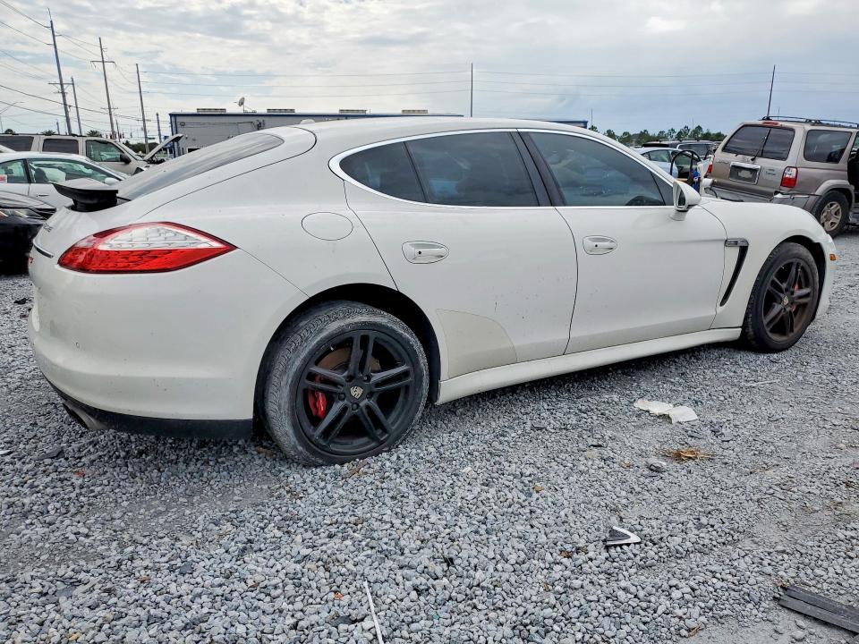 Photo 3 from auction – 2010 PORSCHE PANAMERA with VIN WP0AB2A7XAL061412