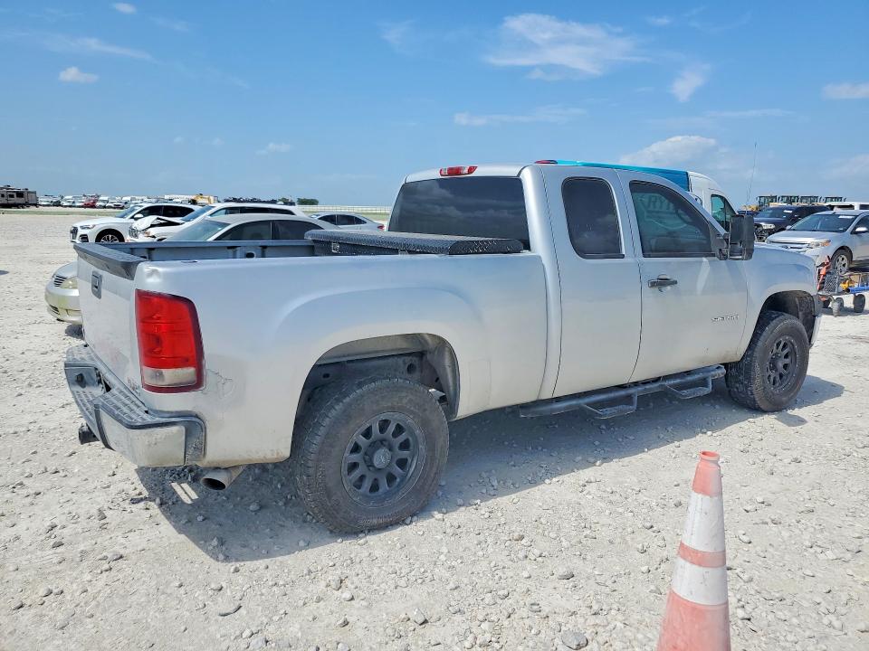 Photo 3 from auction – 2013 GMC SIERRA with VIN 1GTR2TE73DZ262878
