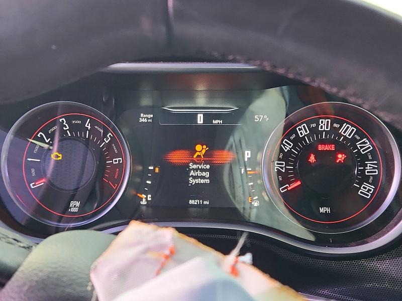 Photo 9 from auction – 2018 DODGE CHALLENGER with VIN 2C3CDZAG5JH333863