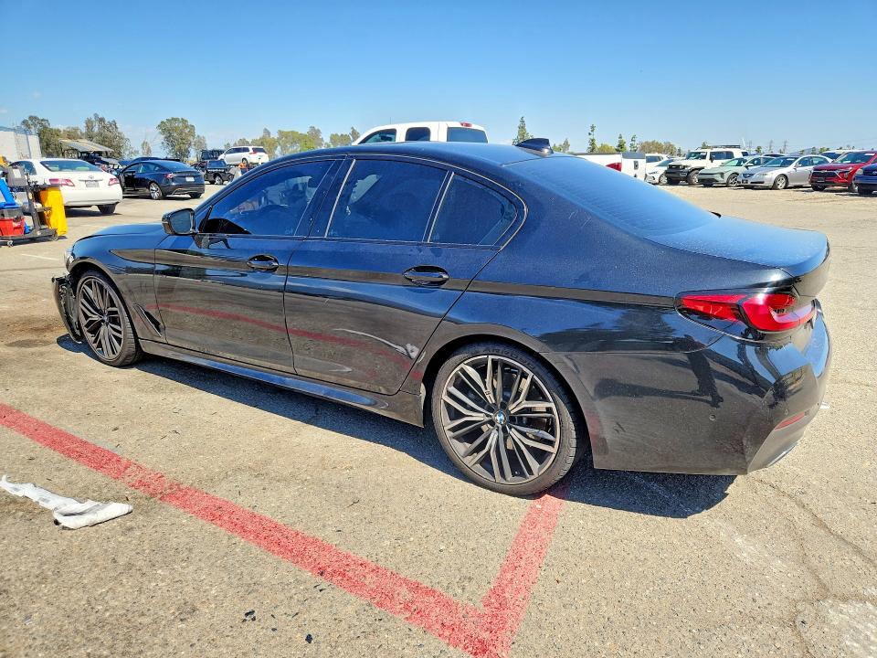 Фото 2 с аукциона – 2022 BMW 540 с VIN WBA53BJ07NWX58992