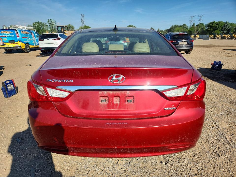 Photo 6 from auction – 2012 HYUNDAI SONATA with VIN 5NPEC4AC0CH384737