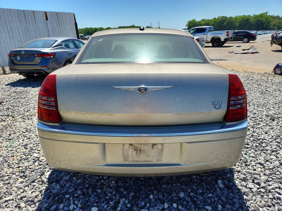 Photo 6 from auction – 2006 CHRYSLER 300C with VIN 2C3KA63H96H228954