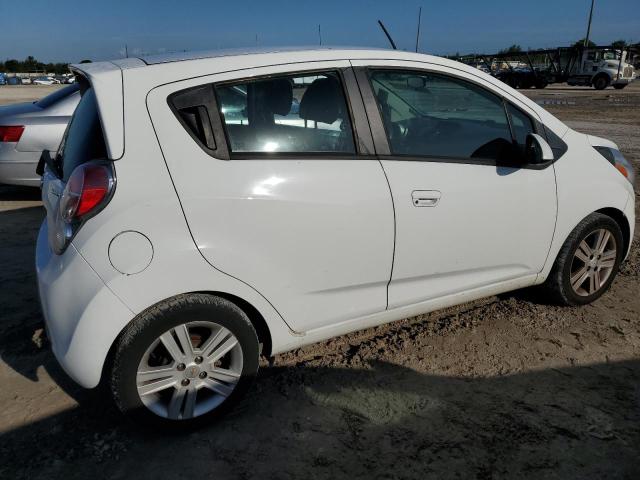 Photo 3 from auction – 2015 CHEVROLET SPARK 1LT with VIN KL8CD6S91FC738115