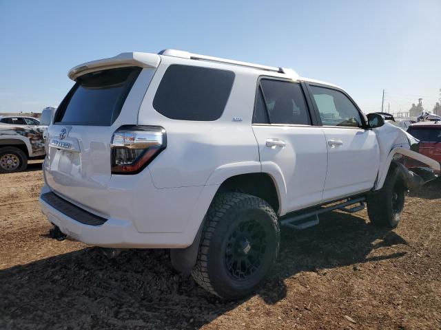 Photo 3 from auction – 2017 TOYOTA 4RUNNER SR with VIN JTEBU5JR1H5479448