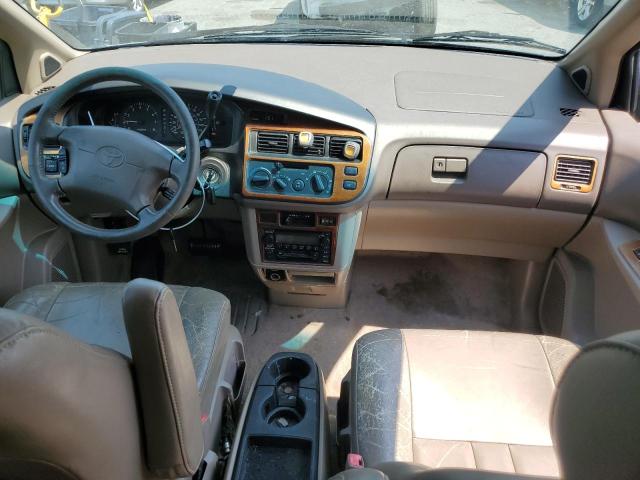 Photo 8 from auction – 2000 TOYOTA SIENNA LE with VIN 4T3ZF13C9YU206684
