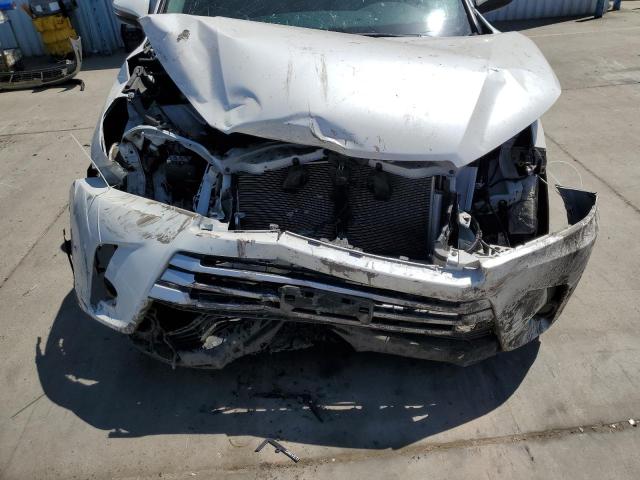 Photo 11 from auction – 2019 TOYOTA HIGHLANDER with VIN 5TDJZRFH2KS595168