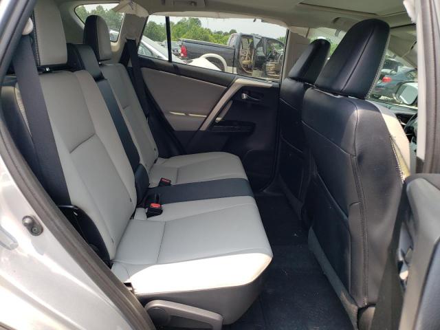 Photo 11 from auction – 2017 TOYOTA RAV4 LIMIT with VIN 2T3YFREV5HW318472