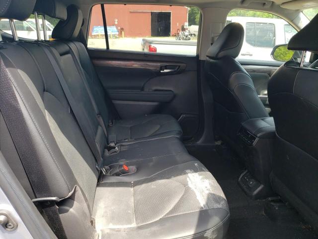 Photo 11 from auction – 2022 TOYOTA HIGHLANDER with VIN 5TDDZRBH4NS183020