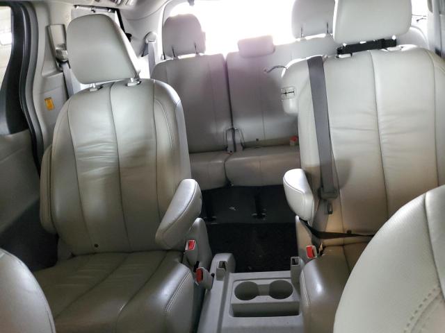 Photo 10 from auction – 2011 TOYOTA SIENNA XLE with VIN 5TDYK3DC5BS090135
