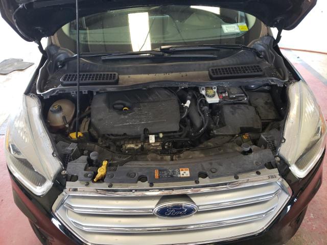 Photo 12 from auction – 2017 FORD ESCAPE SE with VIN 1FMCU9GD8HUE13914