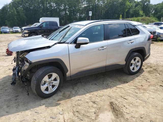 TOYOTA RAV4 XLE 2021 with VIN 2T3W1RFVXMC088704 - Photo from auction