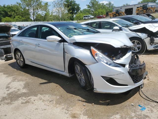 Photo 4 from auction – 2015 HYUNDAI SONATA HYB with VIN KMHEC4A46FA120485