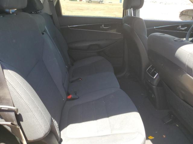 Photo 11 from auction – 2016 KIA SORENTO LX with VIN 5XYPG4A58GG149708