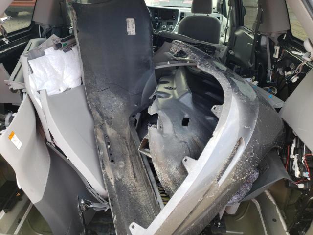 Photo 12 from auction – 2018 TOYOTA SIENNA LE with VIN 5TDKZ3DC8JS952070
