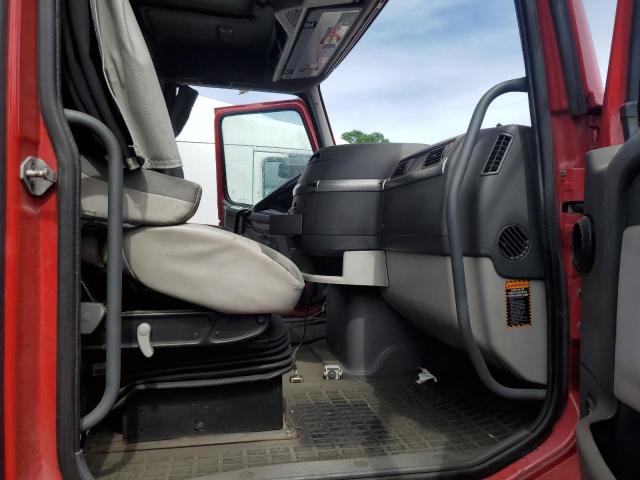 Photo 5 from auction – 2012 VOLVO VN VNL with VIN 4V4NC9EH1CN543997