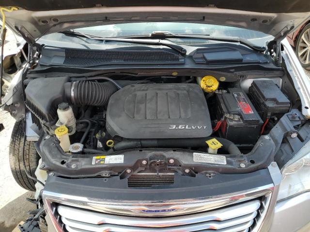 Photo 12 from auction – 2014 CHRYSLER TOWN & COU with VIN 2C4RC1BG3ER400484