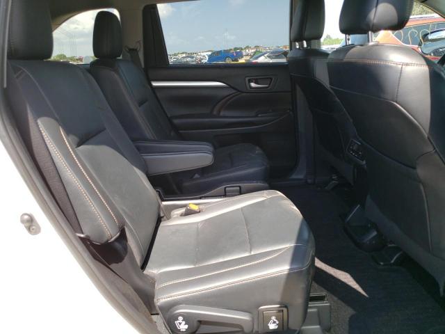 Photo 11 from auction – 2019 TOYOTA HIGHLANDER with VIN 5TDKZRFH9KS332762