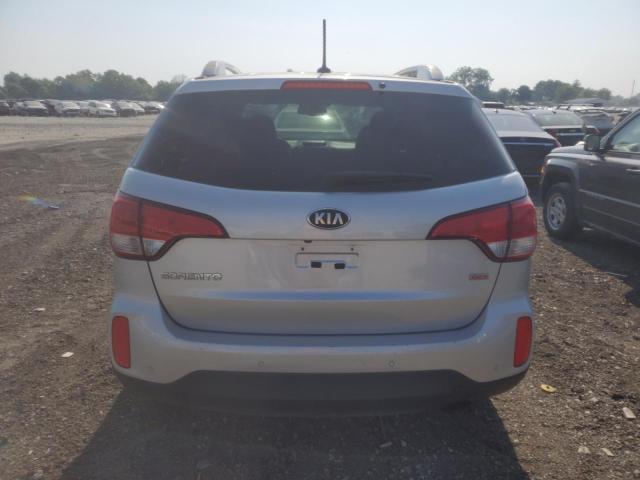 Photo 6 from auction – 2015 KIA SORENTO LX with VIN 5XYKTCA60FG621133