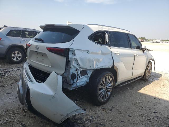 Photo 3 from auction – 2021 TOYOTA HIGHLANDER with VIN 5TDFZRBH8MS137892