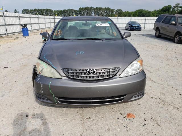 Photo 5 from auction – 2004 TOYOTA CAMRY LE with VIN 4T1BE32K84U829578