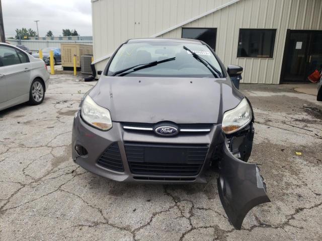 Foto 5 de la subasta – 2013 FORD FOCUS SE con VIN 1FADP3F25DL181338