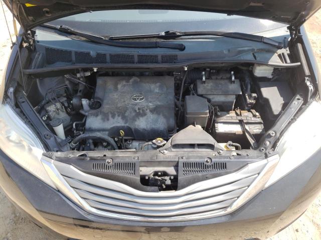 Photo 12 from auction – 2013 TOYOTA SIENNA XLE with VIN 5TDYK3DC9DS385239