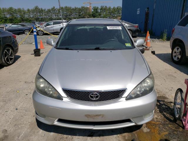 Photo 5 from auction – 2005 TOYOTA CAMRY LE with VIN 4T1BE32K85U956574