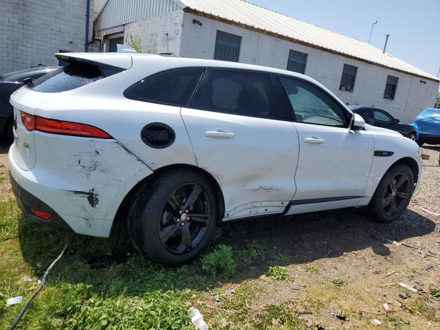 Photo 3 from auction – 2017 JAGUAR F-PACE R - with VIN SADCL2BV7HA063745