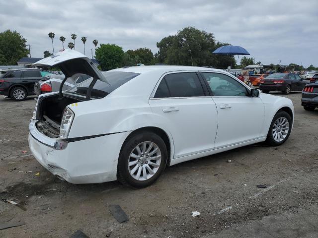 Foto 3 de la subasta – 2014 CHRYSLER 300 con VIN 2C3CCAAG9EH327297