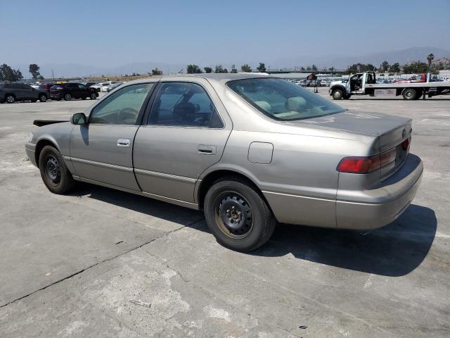 Photo 2 from auction – 1997 TOYOTA CAMRY CE with VIN 4T1BG22K5VU012770