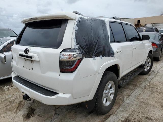 Photo 3 from auction – 2020 TOYOTA 4RUNNER SR with VIN JTEZU5JR0L5219937