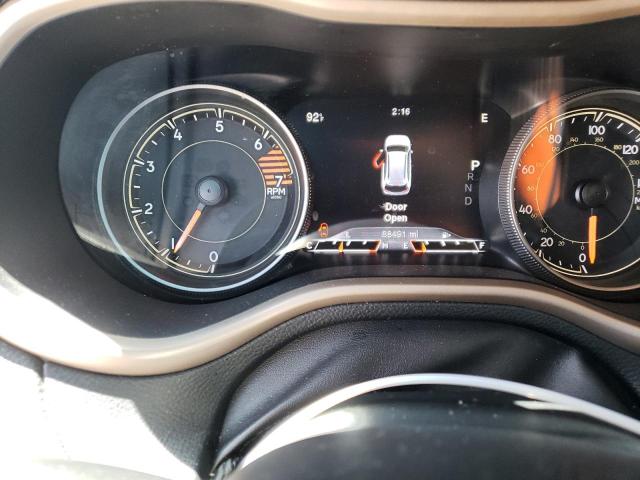 Photo 9 from auction – 2016 JEEP CHEROKEE L with VIN 1C4PJLDB1GW200143