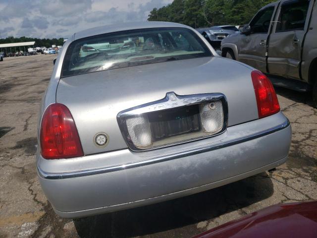 Photo 6 from auction – 2000 LINCOLN TOWN CAR E with VIN 1LNHM81W7YY880356