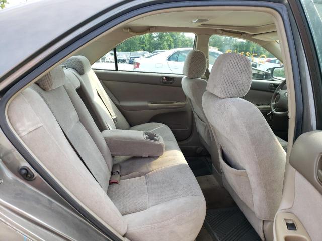 Photo 10 from auction – 2004 TOYOTA CAMRY LE with VIN 4T1BE32K84U829578