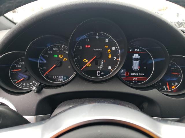 Photo 9 from auction – 2017 PORSCHE CAYENNE with VIN WP1AA2A23HKA88103