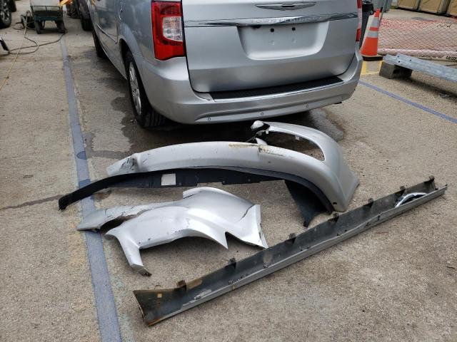 Photo 13 from auction – 2012 CHRYSLER TOWN & COU with VIN 2C4RC1CG8CR395102