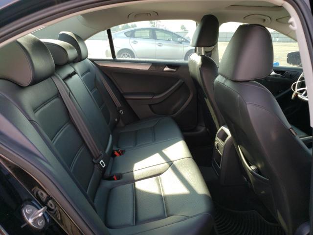 Photo 10 from auction – 2017 VOLKSWAGEN JETTA SE with VIN 3VWDB7AJ0HM228002