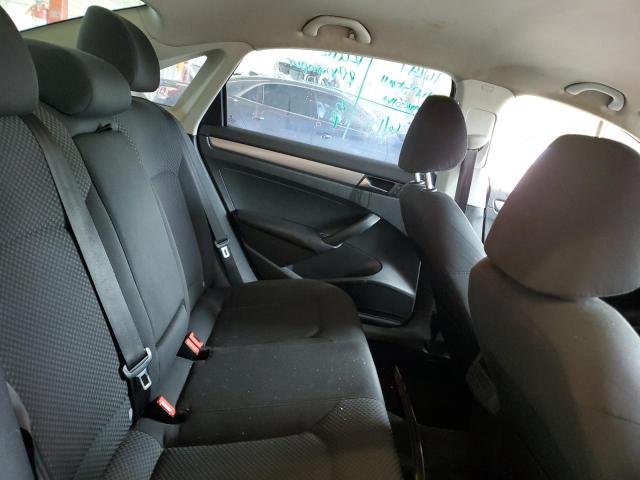 Photo 10 from auction – 2012 VOLKSWAGEN PASSAT S with VIN 1VWAP7A39CC014691