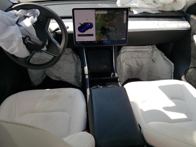 Photo 8 from auction – 2020 TESLA MODEL Y with VIN 5YJYGDEE6LF049378