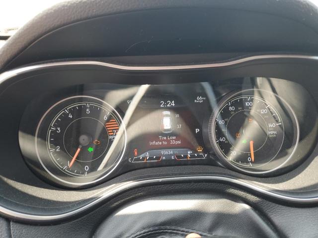 Photo 9 from auction – 2019 JEEP CHEROKEE L with VIN 1C4PJLDB5KD195937