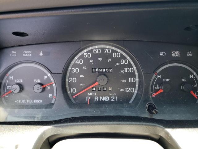 Photo 9 from auction – 2005 FORD CROWN VICT with VIN 2FAFP74W75X130109