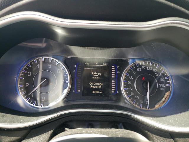 Photo 9 from auction – 2015 CHRYSLER 200 LIMITE with VIN 1C3CCCAB9FN627138