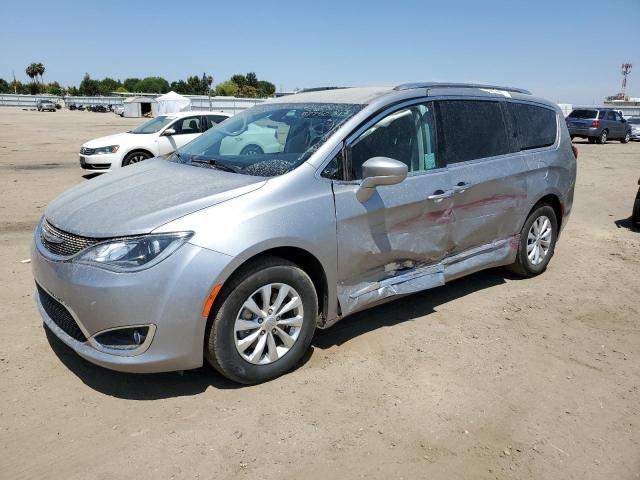 CHRYSLER PACIFICA T 2019 with VIN 2C4RC1BG4KR651753 - Photo from auction