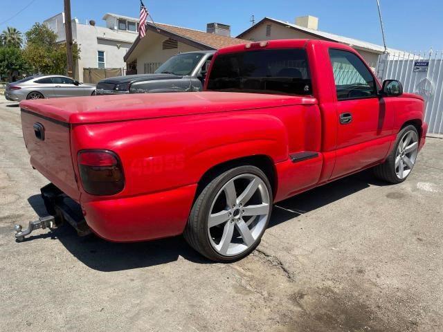 Photo 4 from auction – 2000 CHEVROLET SILVERADO with VIN 1GCEC14T4YZ270380