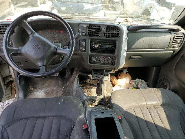 Photo 8 from auction – 2003 CHEVROLET BLAZER with VIN 1GNDT13X53K174668