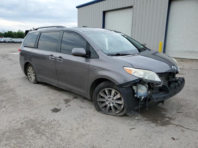 Photo 4 from auction – 2011 TOYOTA SIENNA XLE with VIN 5TDDK3DC7BS019663